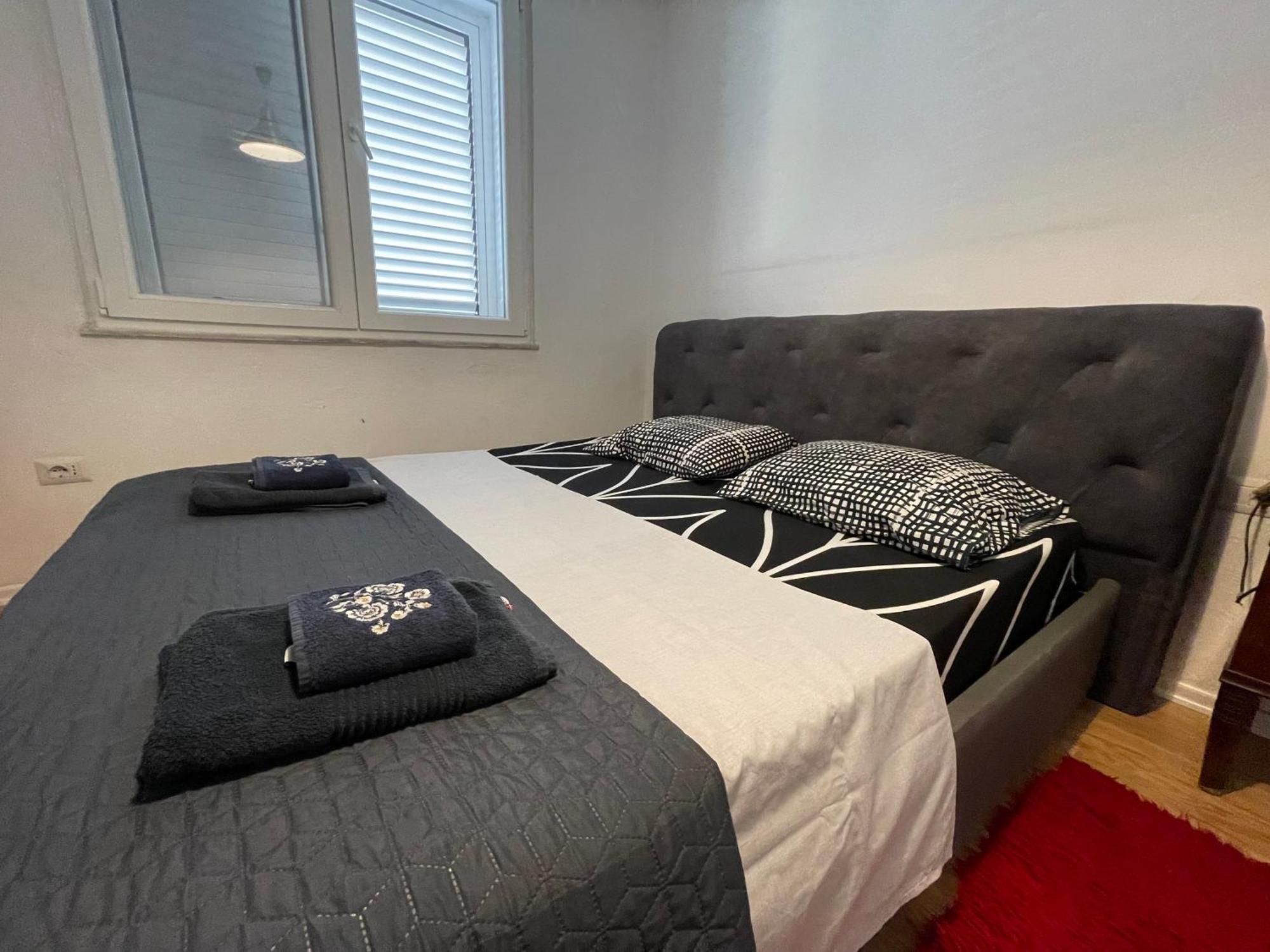 Enjoy Travel Central Apartments Tirana Extérieur photo